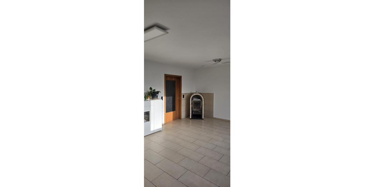 Reihenhaus Welschbillig - 8 Zimmer, 200 m&sup2;, 1.400&euro; | Angebot:25569678