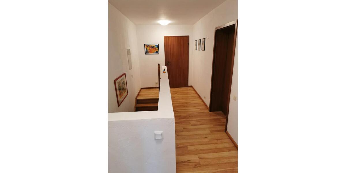 Etagenwohnung Calberlah - 4 Zimmer, 97 m&sup2;, 850&euro; | Angebot:26224121