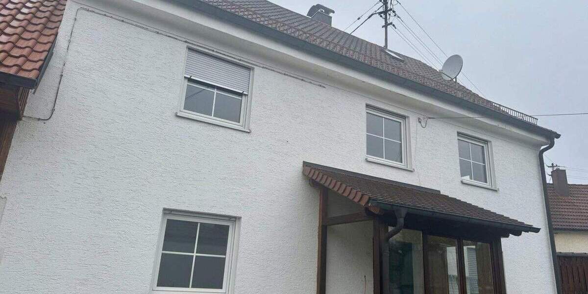 Familienfreundliches EinfamilienhausBauernhaus in Landensberg 8 zimmer