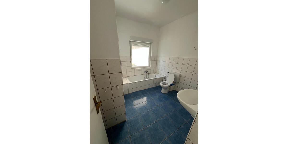 Erdgeschoßwohnung Lüdenscheid - 3 Zimmer, 72 m&sup2;, 600&euro; | Angebot:24804564