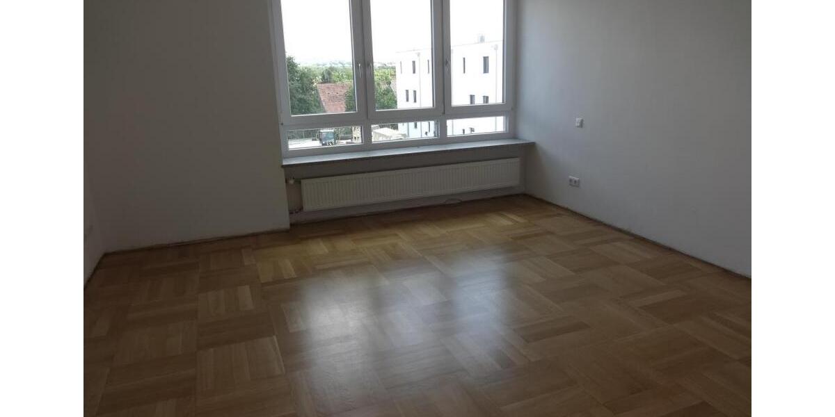 Etagenwohnung Lappersdorf - 3.5 Zimmer, 154 m&sup2;, 1.300&euro; | Angebot:26586934
