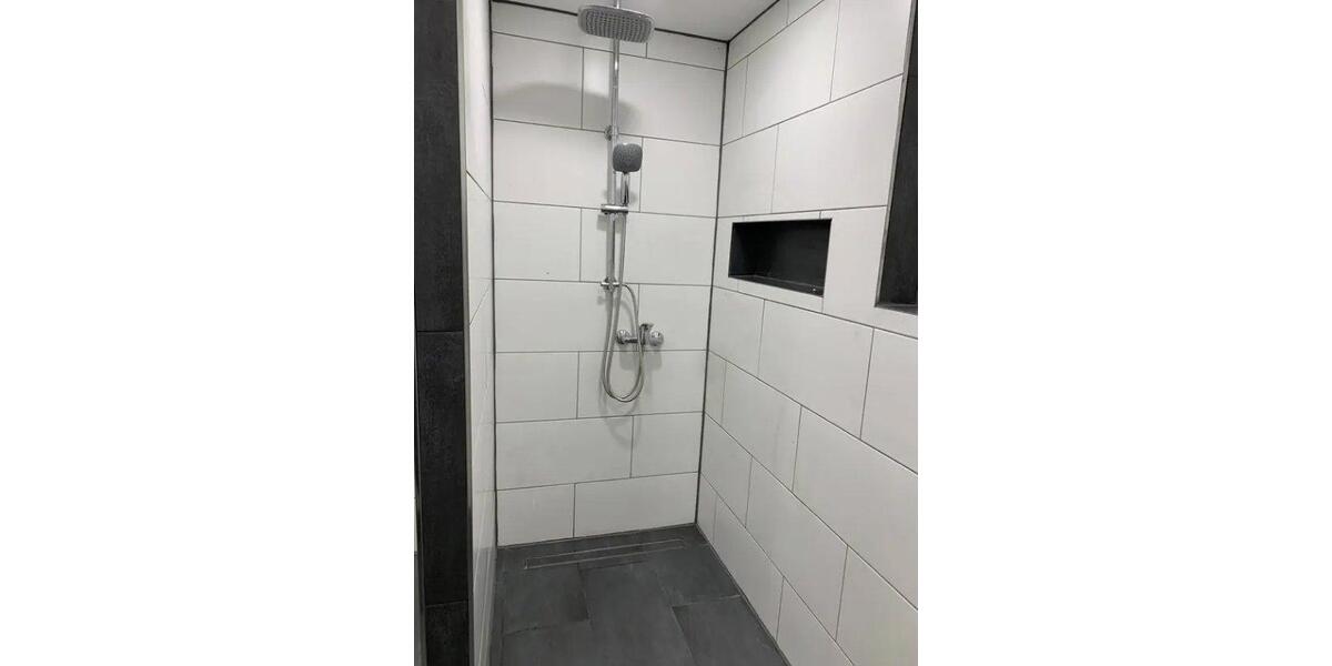 Erdgeschoßwohnung Bad Pyrmont - 4 Zimmer, 125 m&sup2;, 980&euro; | Angebot:26547810