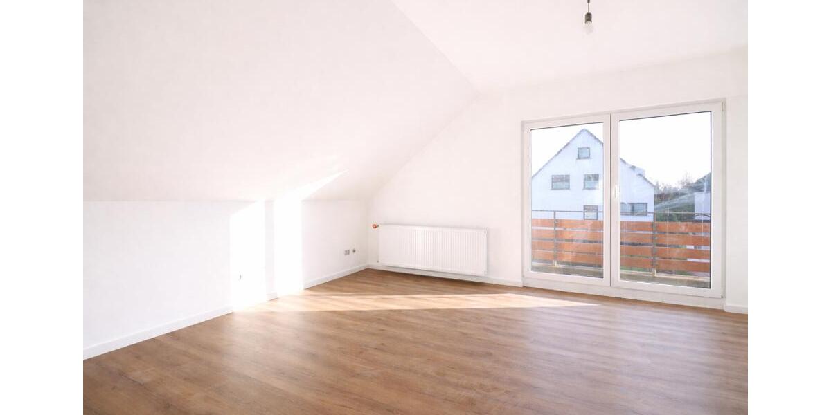 Dachgeschoßwohnung Föhren - 3 Zimmer, 83 m&sup2;, 900&euro; | Angebot:25445876