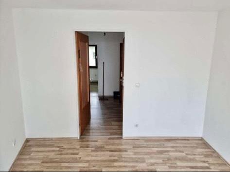 Etagenwohnung Lich - 2 Zimmer, 34 m&sup2;, 490&euro; | Angebot:25129129
