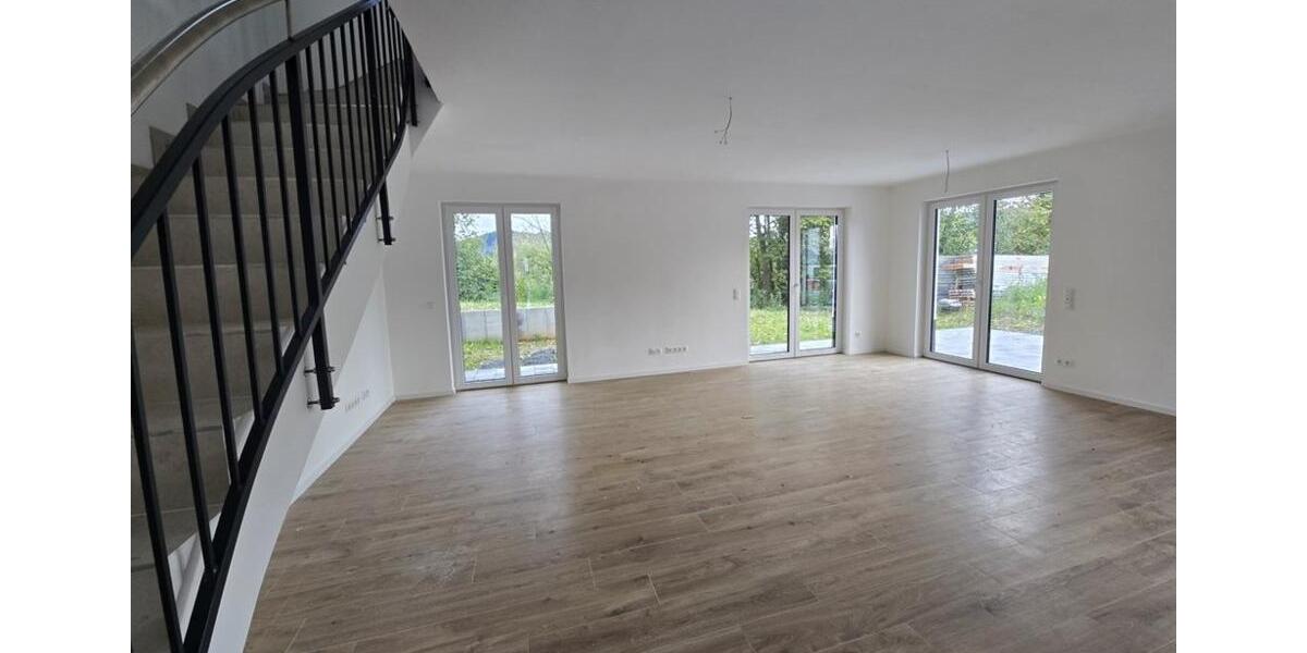 Reihenhaus Höchst im Odenwald - 4 Zimmer, 120 m&sup2;, 1.400&euro; | Angebot:26236776