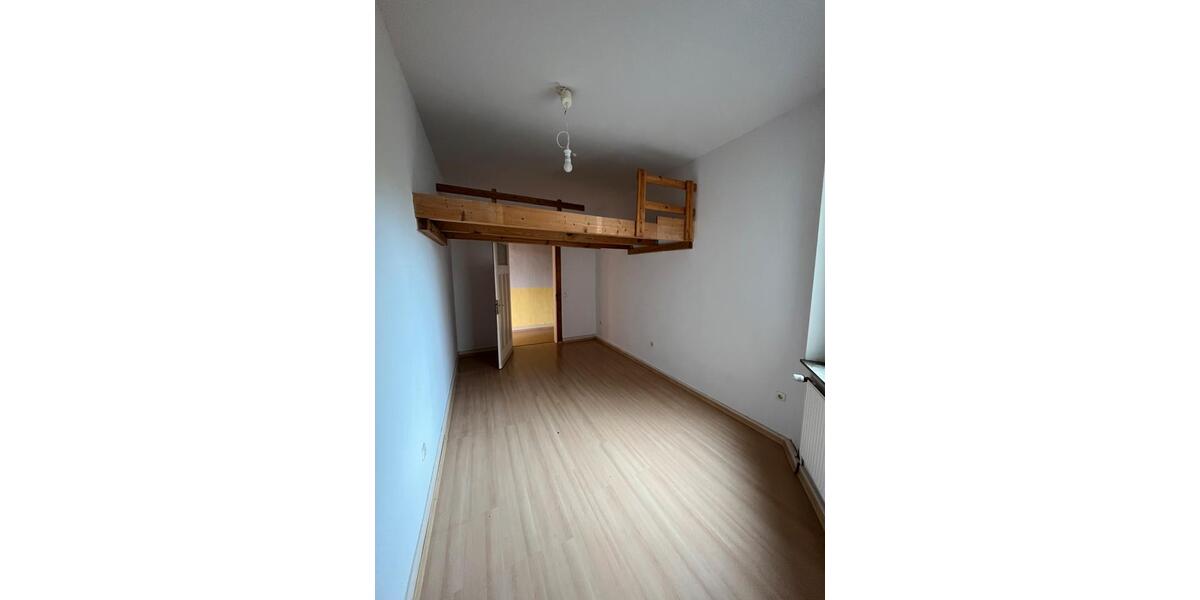 Etagenwohnung Dortmund Hombruch - 4 Zimmer, 85 m&sup2;, 950&euro; | Angebot:24374096