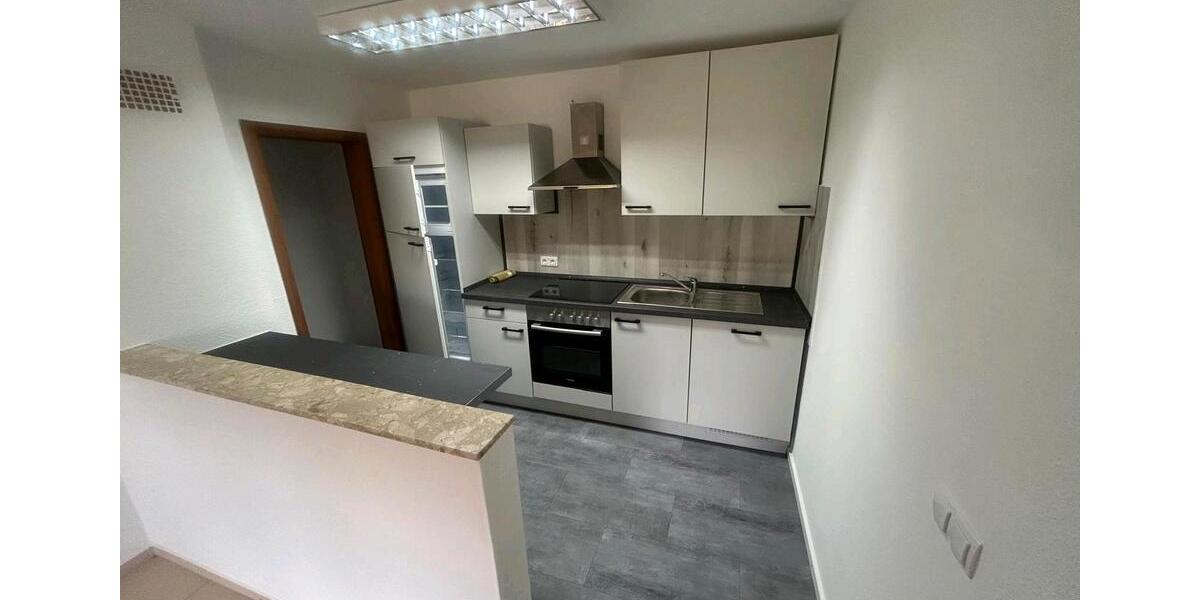 Etagenwohnung Rittersdorf - 4 Zimmer, 158 m&sup2;, 1.000&euro; | Angebot:26612486