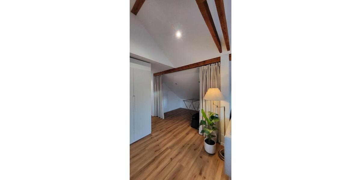 Dachgeschoßwohnung Laichingen - 3.5 Zimmer, 57 m&sup2;, 770&euro; | Angebot:26699182
