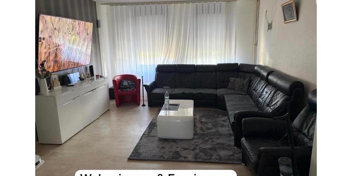 Reihenhaus Eschweiler - 8 Zimmer, 170 m&sup2;, 1.950&euro; | Angebot:26051080
