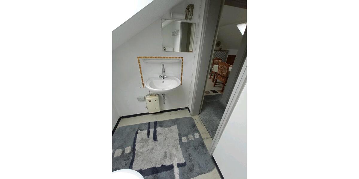 Dachgeschoßwohnung Friedberg - 2 Zimmer, 30 m&sup2;, 490&euro; | Angebot:26277309