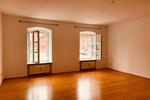 Etagenwohnung Ortenburg - 5 Zimmer, 190 m&sup2;, 1.600&euro; | Angebot:24400881