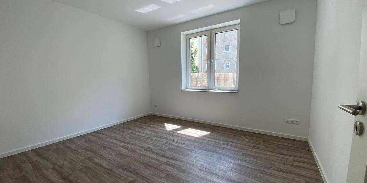 Etagenwohnung Stralsund Tribseer - 2 Zimmer, 48 m&sup2;, 696&euro; | Angebot:26859271