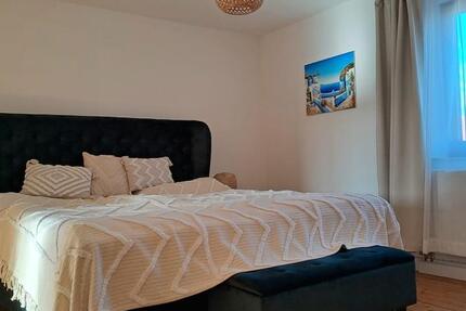 Haus Buttenwiesen - 5 Zimmer, 130 m&sup2;, 1.600&euro; | Angebot:24820199