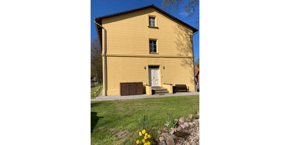 Etagenwohnung Karstädt - 2 Zimmer, 45 m&sup2;, 300&euro; | Angebot:24951485