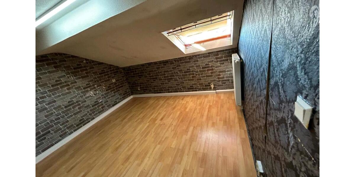 Dachgeschoßwohnung Speyer - 2 Zimmer, 55 m&sup2;, 590&euro; | Angebot:25971954