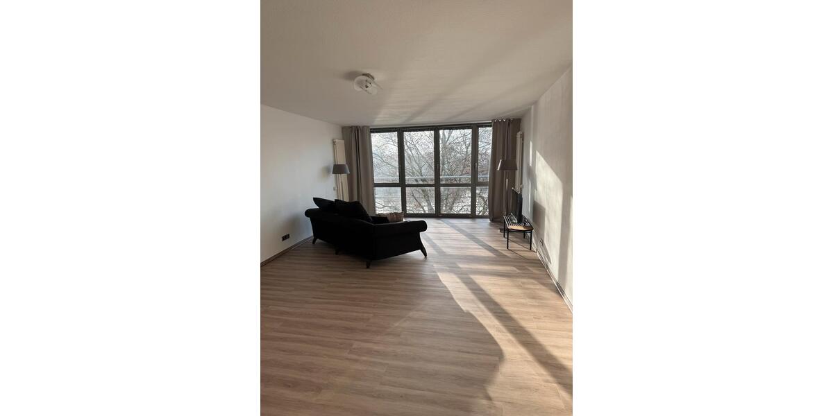 Etagenwohnung Bremen - 2 Zimmer, 78 m&sup2;, 1.200&euro; | Angebot:25646145