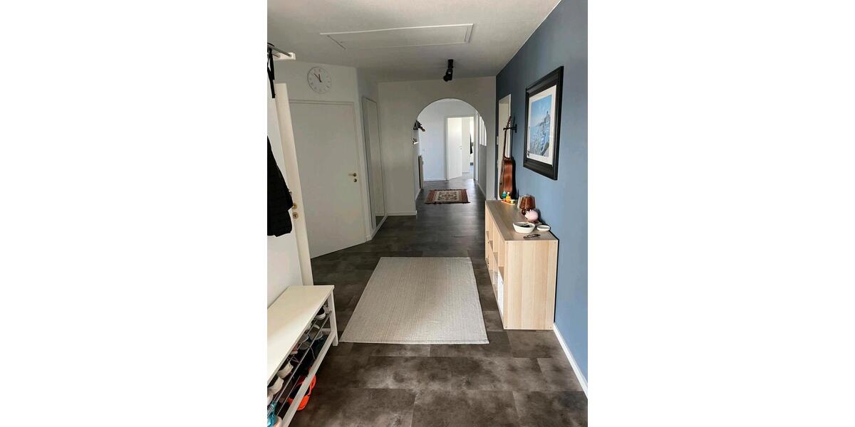 Dachgeschoßwohnung Marburg Cappel - 4 Zimmer, 144 m&sup2;, 1.200&euro; | Angebot:25962830