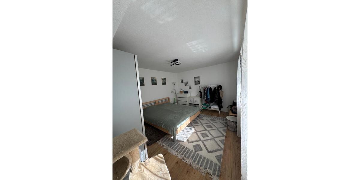 Etagenwohnung Remscheid - 3 Zimmer, 80 m&sup2;, 650&euro; | Angebot:26518342