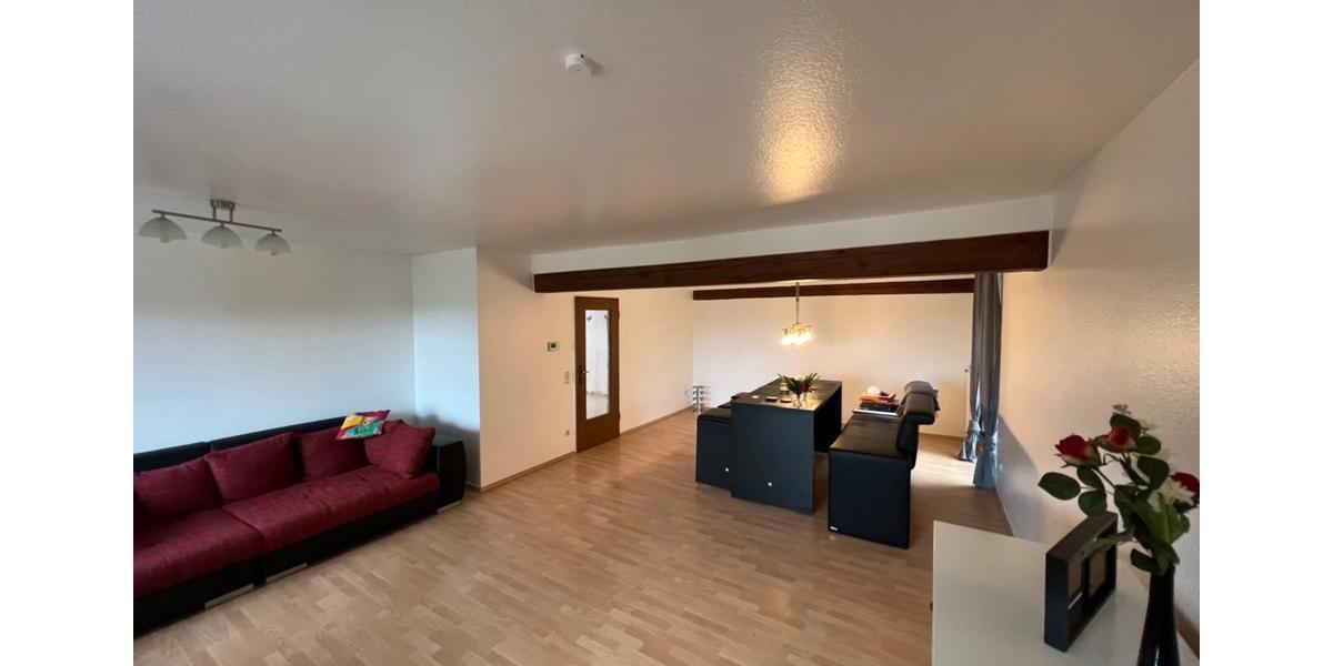 Etagenwohnung Wegberg - 5 Zimmer, 178 m&sup2;, 1.450&euro; | Angebot:24331848