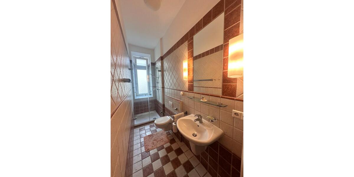 Erdgeschoßwohnung Scheer - 4 Zimmer, 142 m&sup2;, 1.350&euro; | Angebot:24841695