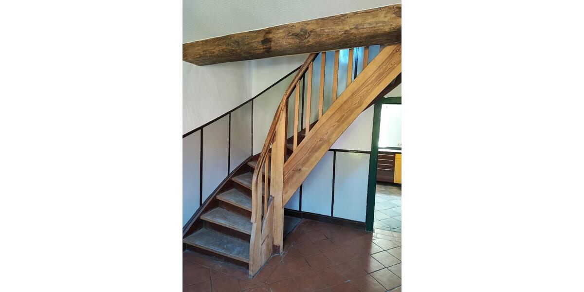 Einfamilienhaus Homberg (Ohm) - 8 Zimmer, 155 m&sup2;, 1.240&euro; | Angebot:26339629