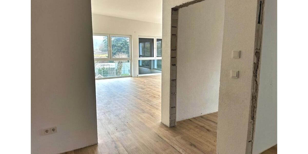 Maisonettenwohnung Bexbach - 3 Zimmer, 139 m&sup2;, 1.550&euro; | Angebot:25098705