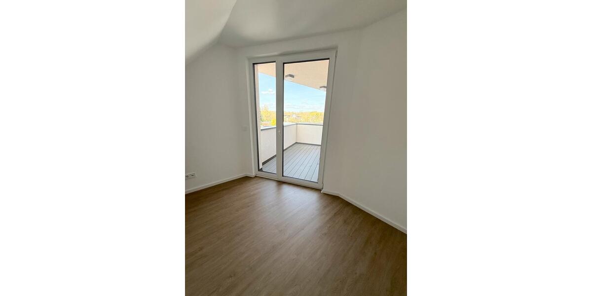 Dachgeschoßwohnung Jülich - 4 Zimmer, 100 m&sup2;, 1.350&euro; | Angebot:26300561