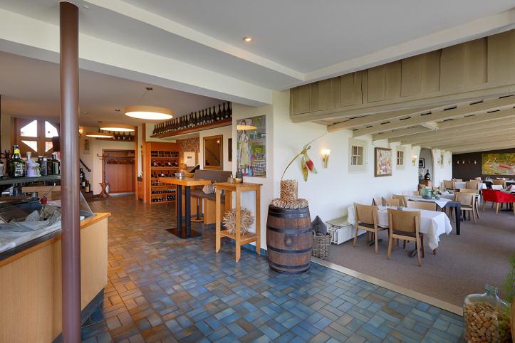 Etagenwohnung Polle - 11 Zimmer, 11&euro; | Angebot:23106653