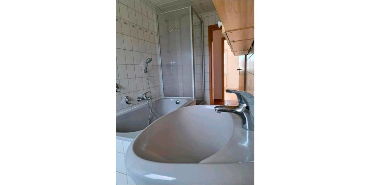 Dachgeschoßwohnung Lützow - 4 Zimmer, 78 m&sup2;, 800&euro; | Angebot:25171670
