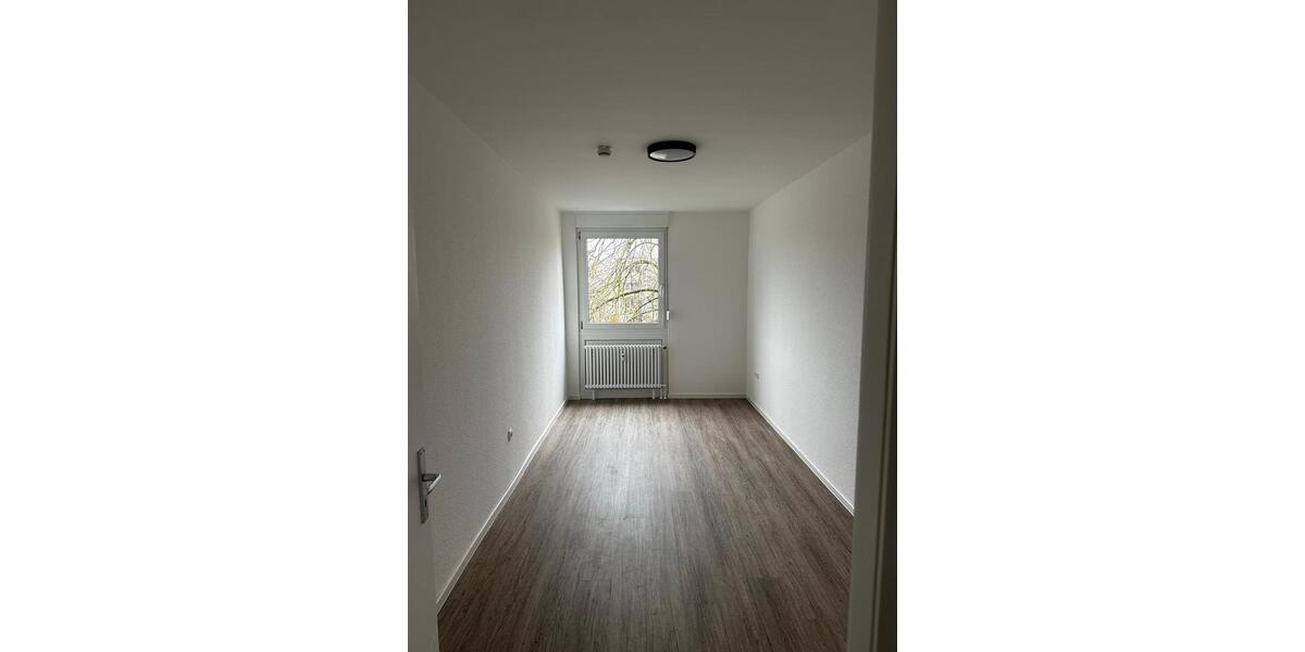 Etagenwohnung Neustadt an der Weinstraße - 4 Zimmer, 94 m&sup2;, 1.250&euro; | Angebot:24858453