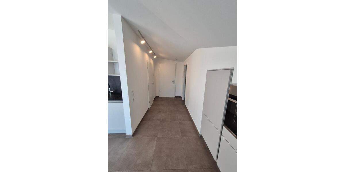 Dachgeschoßwohnung Sankt Augustin - 2 Zimmer, 96 m&sup2;, 1.344&euro; | Angebot:25796064