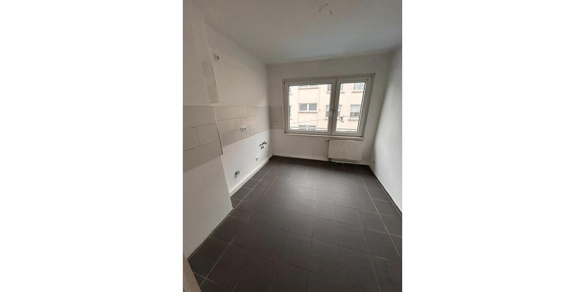 Etagenwohnung Wuppertal - 3 Zimmer, 70 m&sup2;, 580&euro; | Angebot:24588674