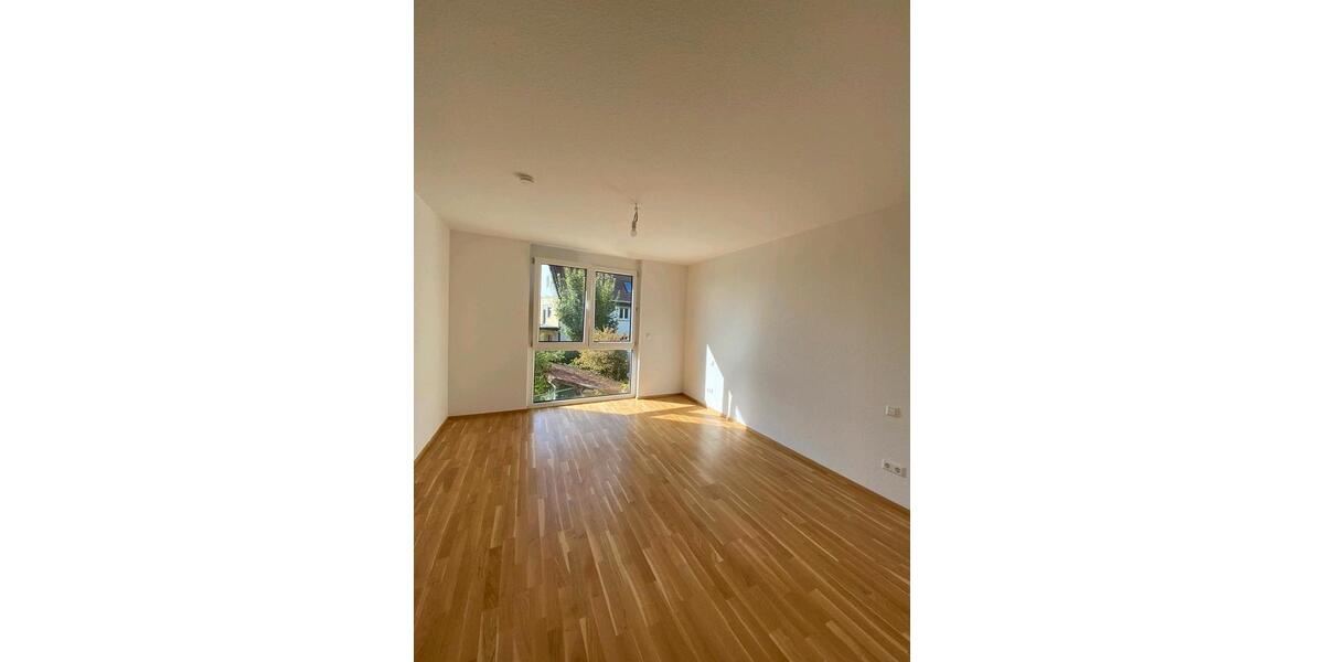 Wohnen auf Zeit Herrenberg - 3 Zimmer, 75 m&sup2;, 690&euro; | Angebot:26543665