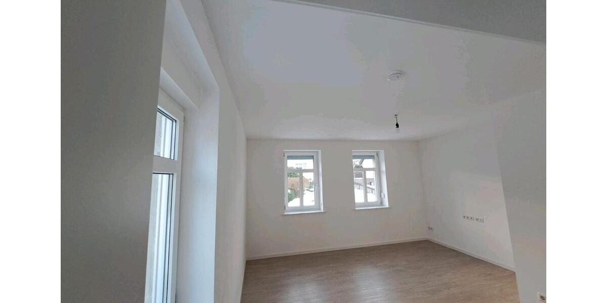 Erdgeschoßwohnung Ebersbach-Neugersdorf Neugersdorf - 3 Zimmer, 90 m&sup2;, 900&euro; | Angebot:24832892