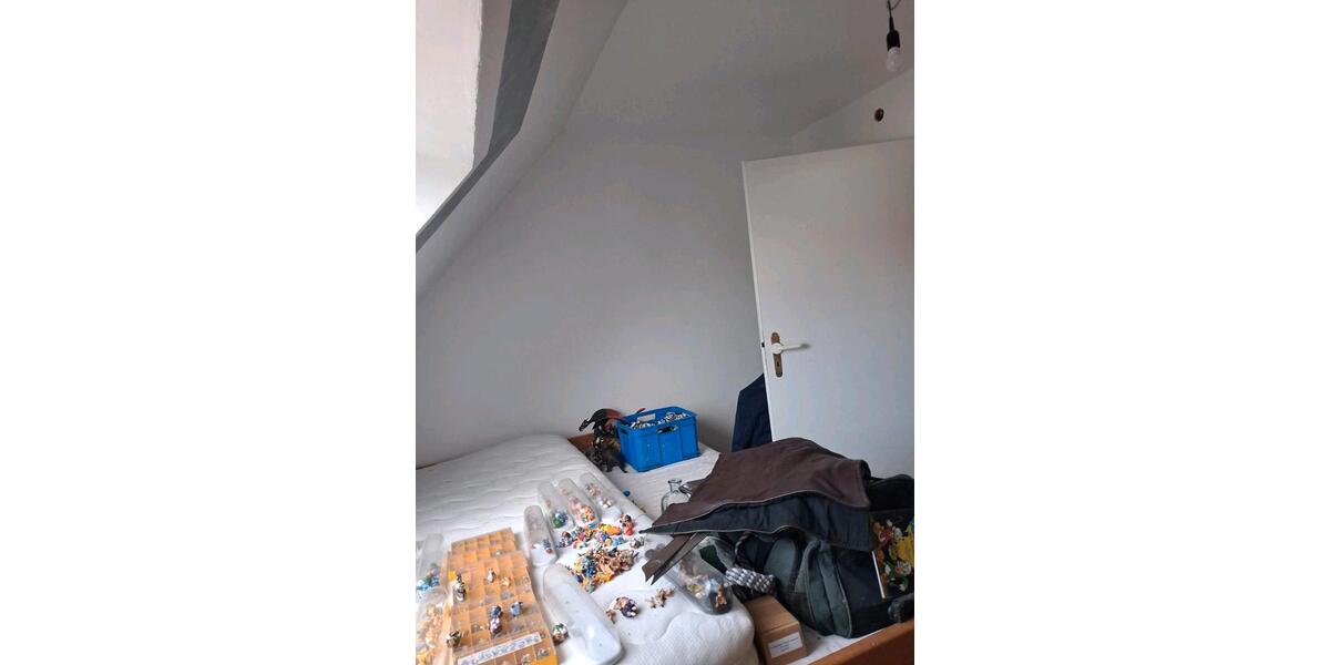 Dachgeschoßwohnung Gerbach - 6 Zimmer, 140 m&sup2;, 1.100&euro; | Angebot:25382133