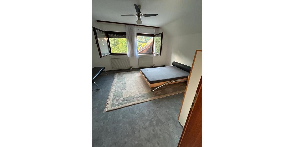 Dachgeschoßwohnung Schwäbisch Gmünd - 2 Zimmer, 60 m&sup2;, 550&euro; | Angebot:26604025