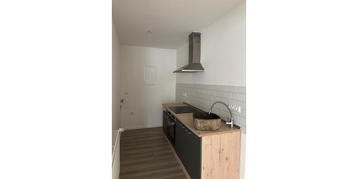 Erdgeschoßwohnung Bützow - 1 Zimmer, 33 m&sup2;, 310&euro; | Angebot:25238397