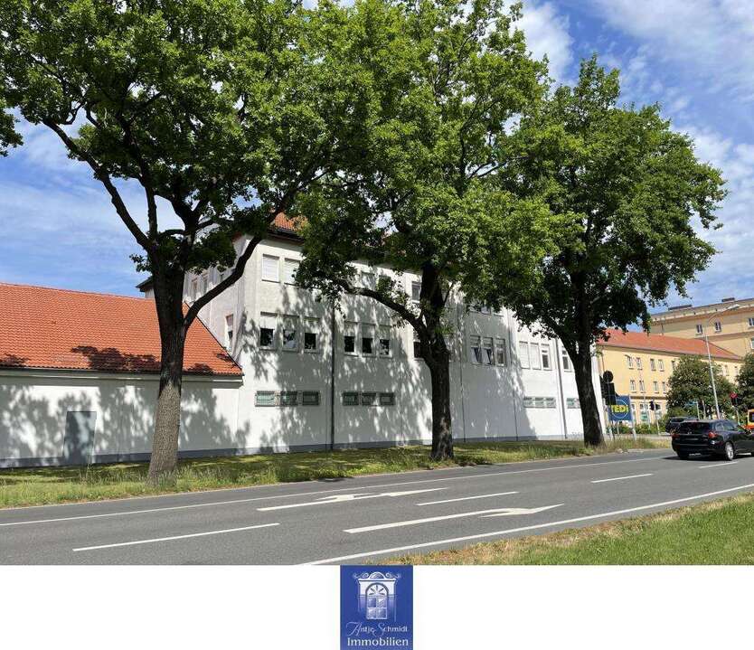 Wohnung zum Mieten in Senftenberg 460 € 72.8 m² 2 zimmer