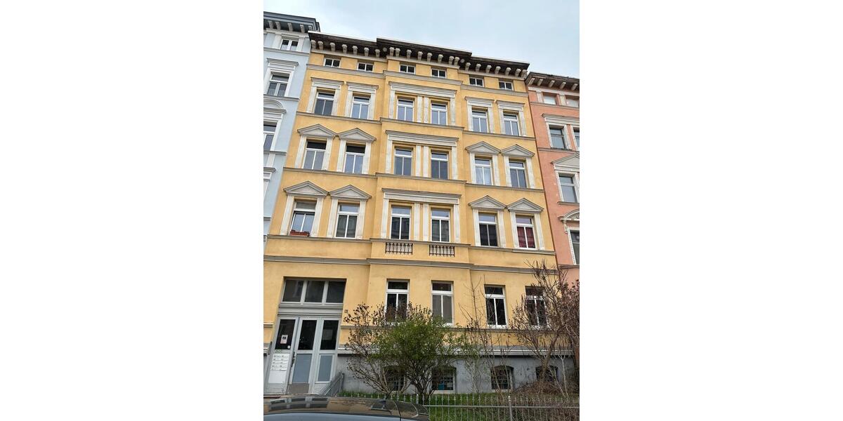 Dachgeschoßwohnung Halle (Saale) Büschdorf - 1 Zimmer, 28 m&sup2;, 300&euro; | Angebot:26005728