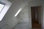 Dachgeschoßwohnung Zwenkau - 2 Zimmer, 39 m&sup2;, 350&euro; | Angebot:26568425