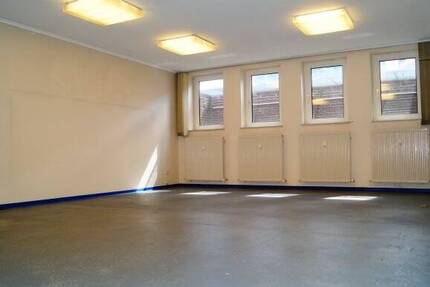 Drei Büroräume ca. 92m² - Nähe Bremer Mercedes Werk 3 zimmer