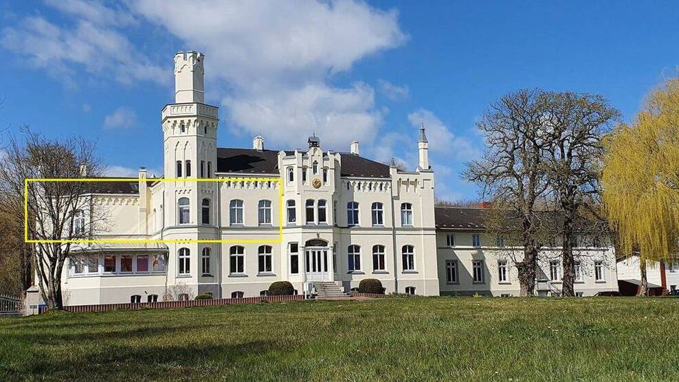 Einmalig Wohnen im Gutshaus an der Ostsee - 5,5 Raum Wohnung in Groß Kedingshagen (bei Stralsund)