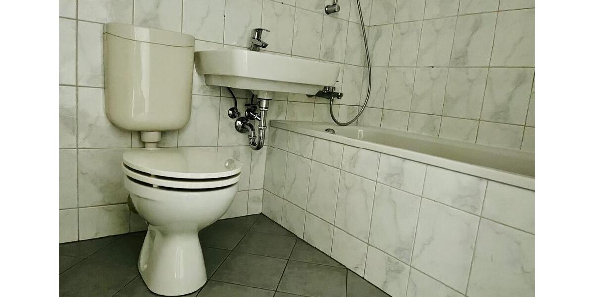 3-Raum-Wohnung, ca. 68 m² – saniert, mit Balkon 3 zimmer