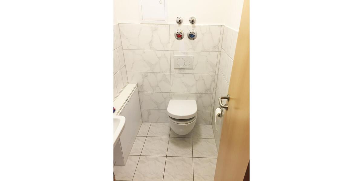 Hochparterre Kassel Bettenhausen - 4 Zimmer, 105 m&sup2;, 1.000&euro; | Angebot:24841844