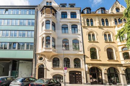 Rarität – Exklusive Altbauwohnung mit ca. 210 m² in Bestlage des Belgischen Viertels zimmer