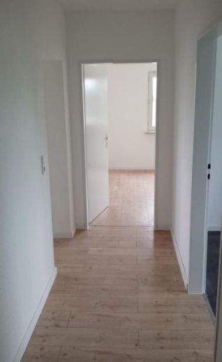 Etagenwohnung Wiesbaden Bierstadt - 2 Zimmer, 65 m&sup2;, 750&euro; | Angebot:26170972