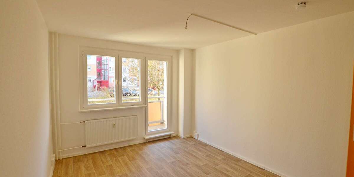 Etagenwohnung Sangerhausen Othal - 3 Zimmer, 61 m&sup2;, 371&euro; | Angebot:26023752