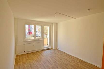 Wohnung Sangerhausen Othal - 3 Zimmer, 61 m&sup2;, 371&euro; | Angebot:26023752