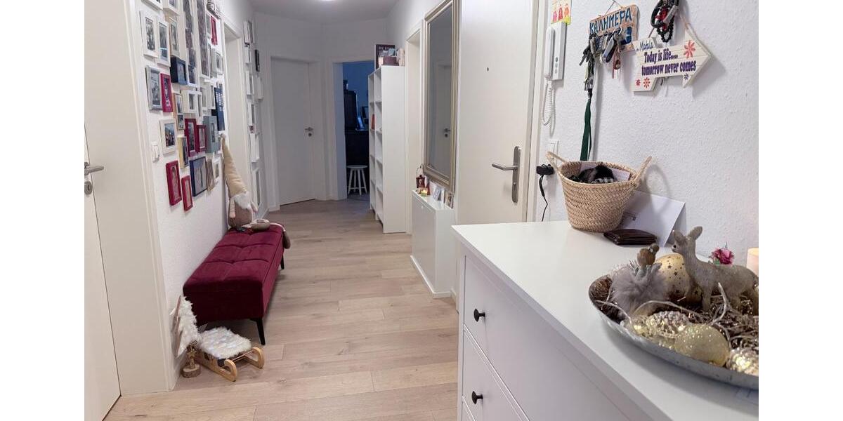 Wohnen auf Zeit Rheinbach - 4 Zimmer, 106 m&sup2;, 1.000&euro; | Angebot:24650444