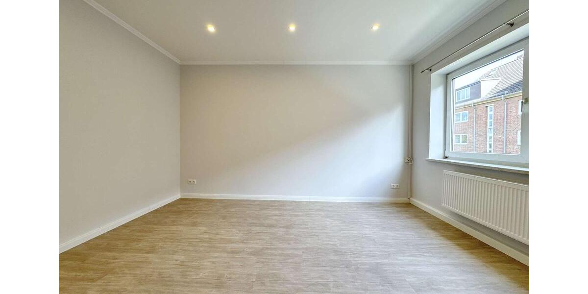 Etagenwohnung Rostock Hansaviertel - 2 Zimmer, 50 m&sup2;, 1.005&euro; | Angebot:25947795